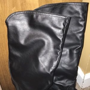 Used XOXO size 7.5 Women’s Black Boots